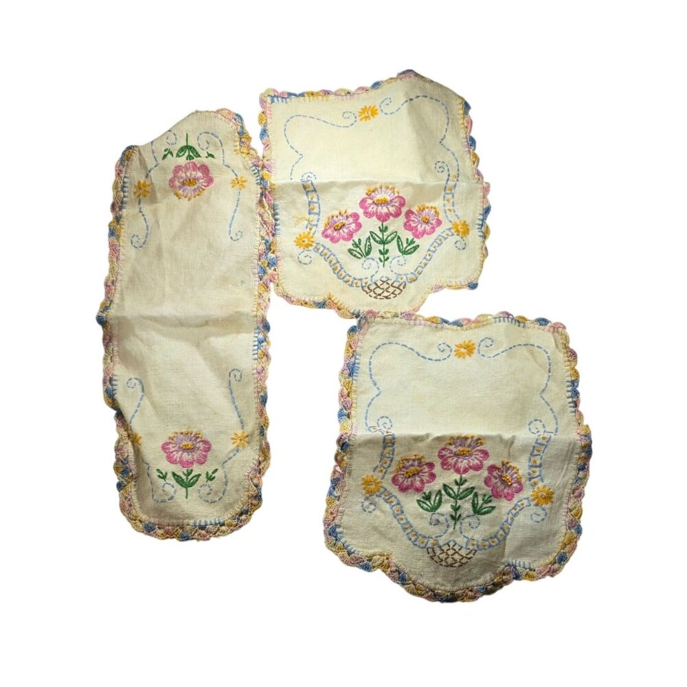 Vtg Hand-Embroidered Floral Dresser Scarf Set  Crocheted Edges 3 pieces granny